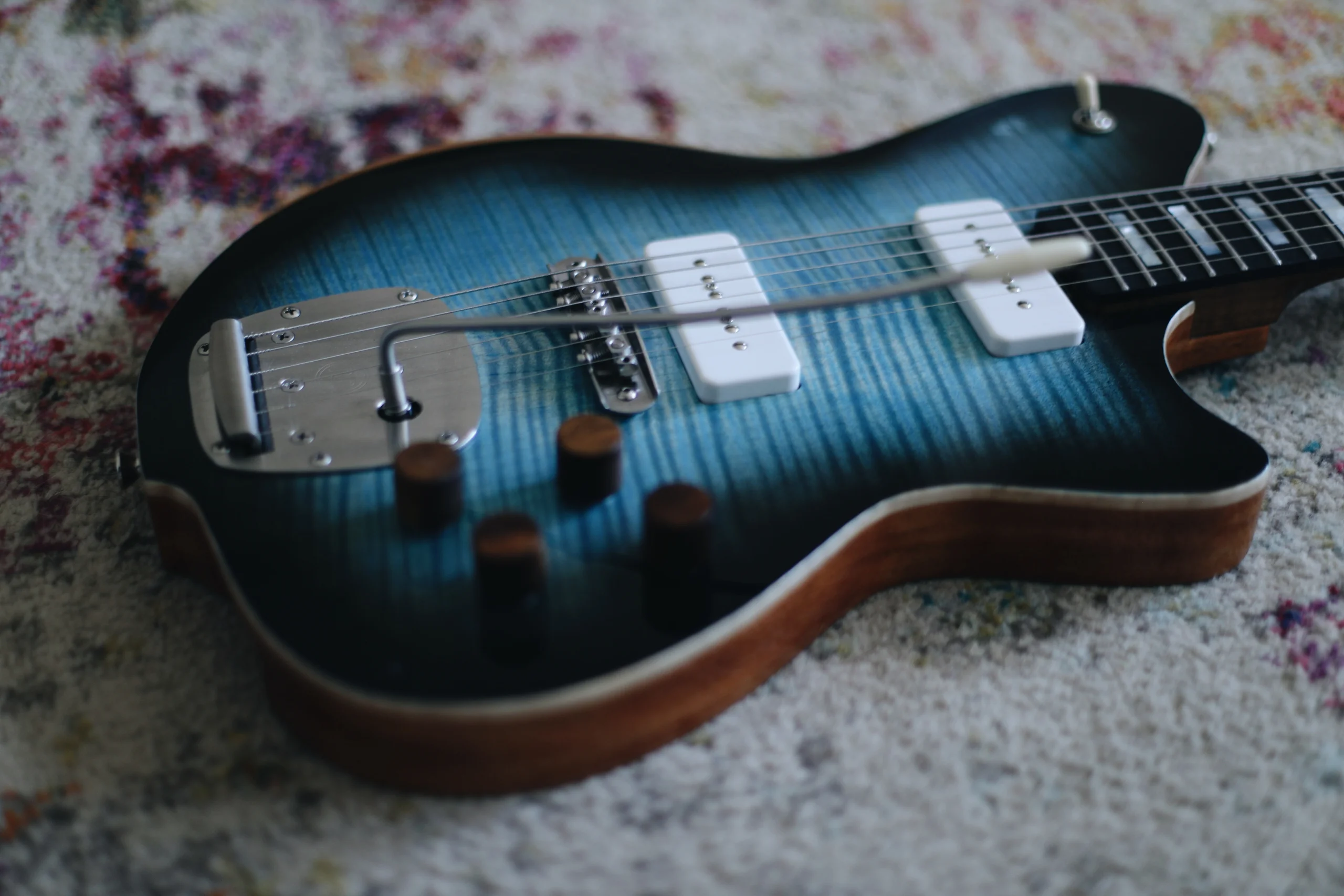 Procella Palos Signature | Blue Burst — detail